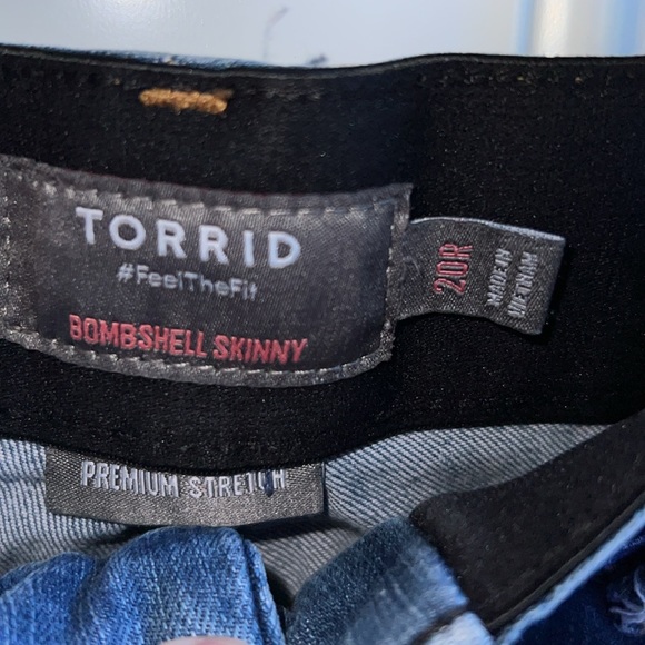 Torrid feel the fit bombshell skinny jeans - Picture 5 of 8